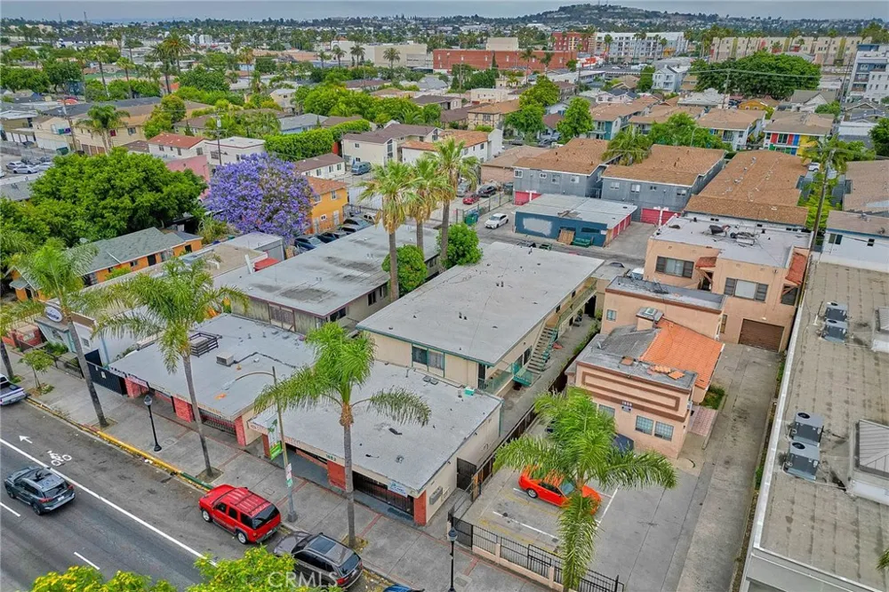 1856 Pacific Avenue Long Beach, CA 90806