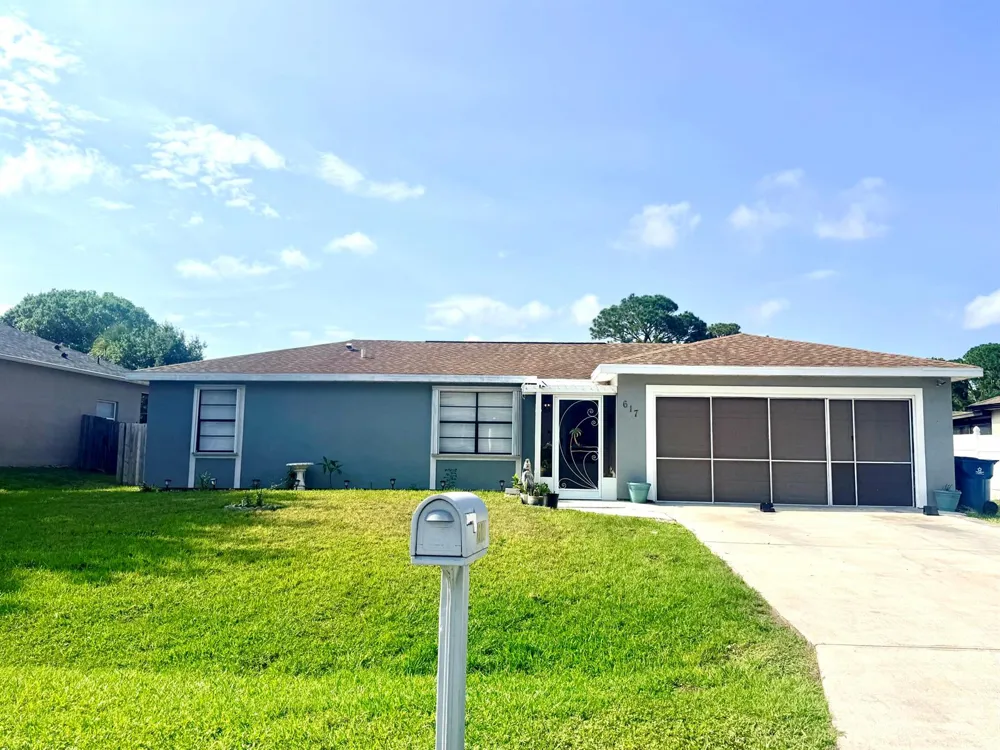 617 Thuringer Street NW Palm Bay, FL 32907