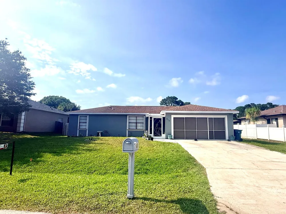 617 Thuringer Street NW Palm Bay, FL 32907