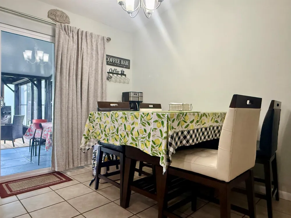 617 Thuringer Street NW Palm Bay, FL 32907