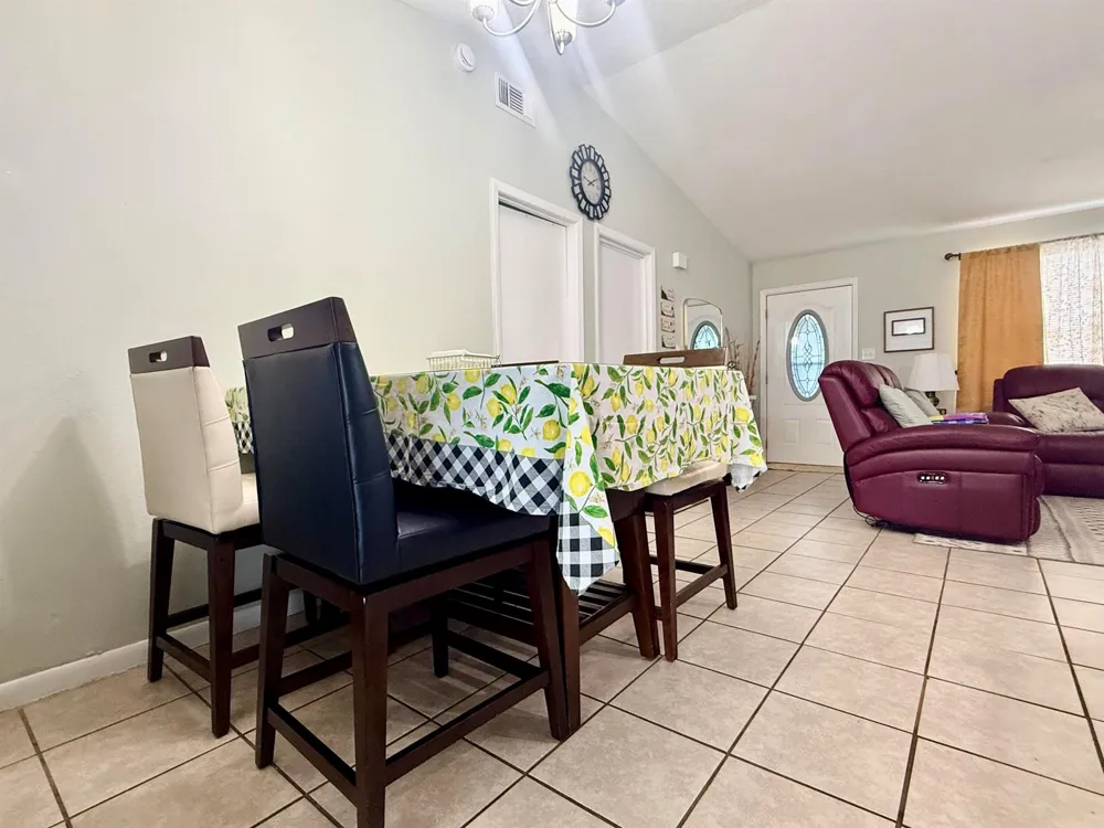 617 Thuringer Street NW Palm Bay, FL 32907