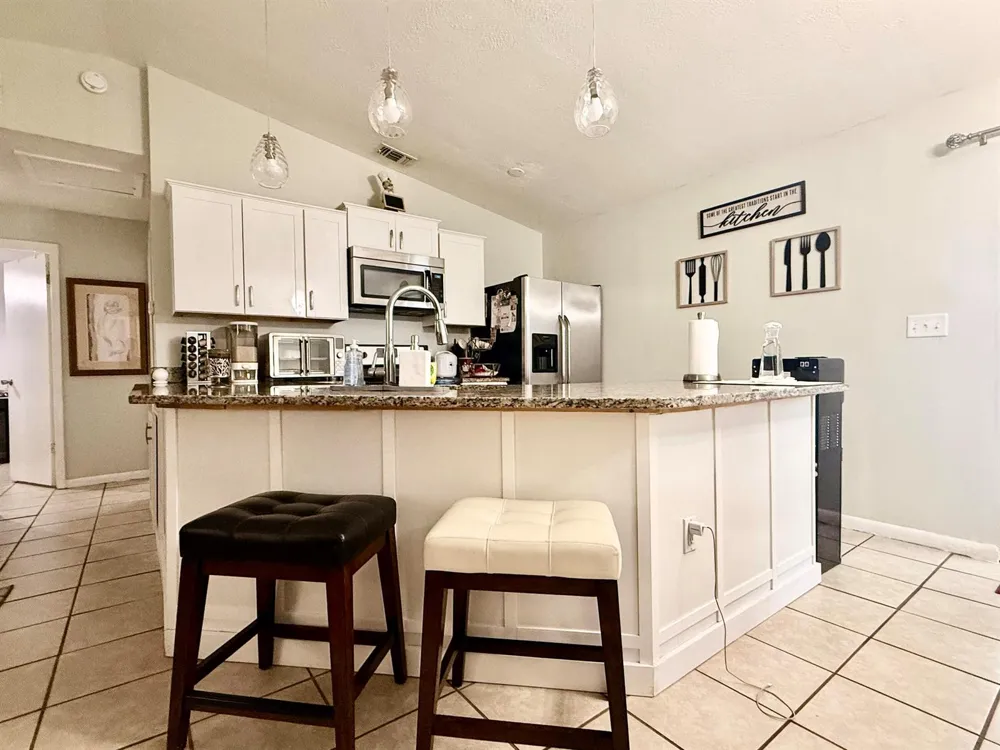 617 Thuringer Street NW Palm Bay, FL 32907