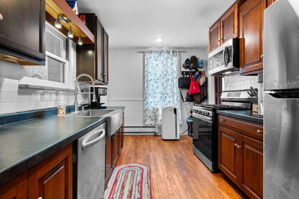 1396 E Forest Avenue Ypsilanti, MI 48198