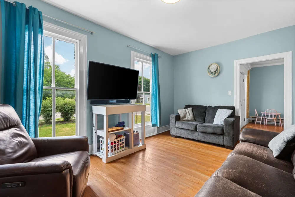 1396 E Forest Avenue Ypsilanti, MI 48198