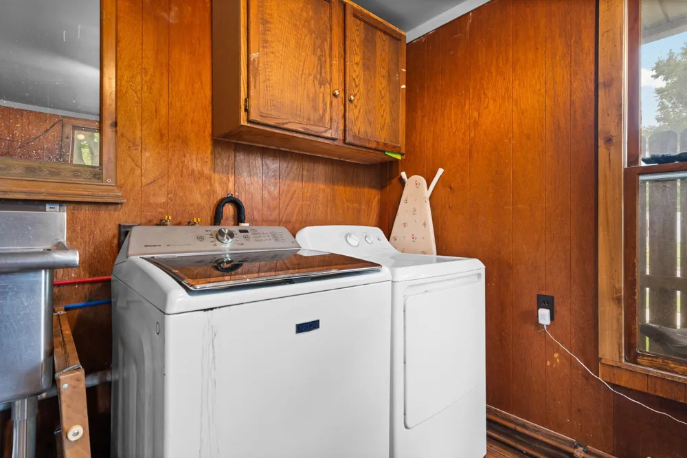 1396 E Forest Avenue Ypsilanti, MI 48198