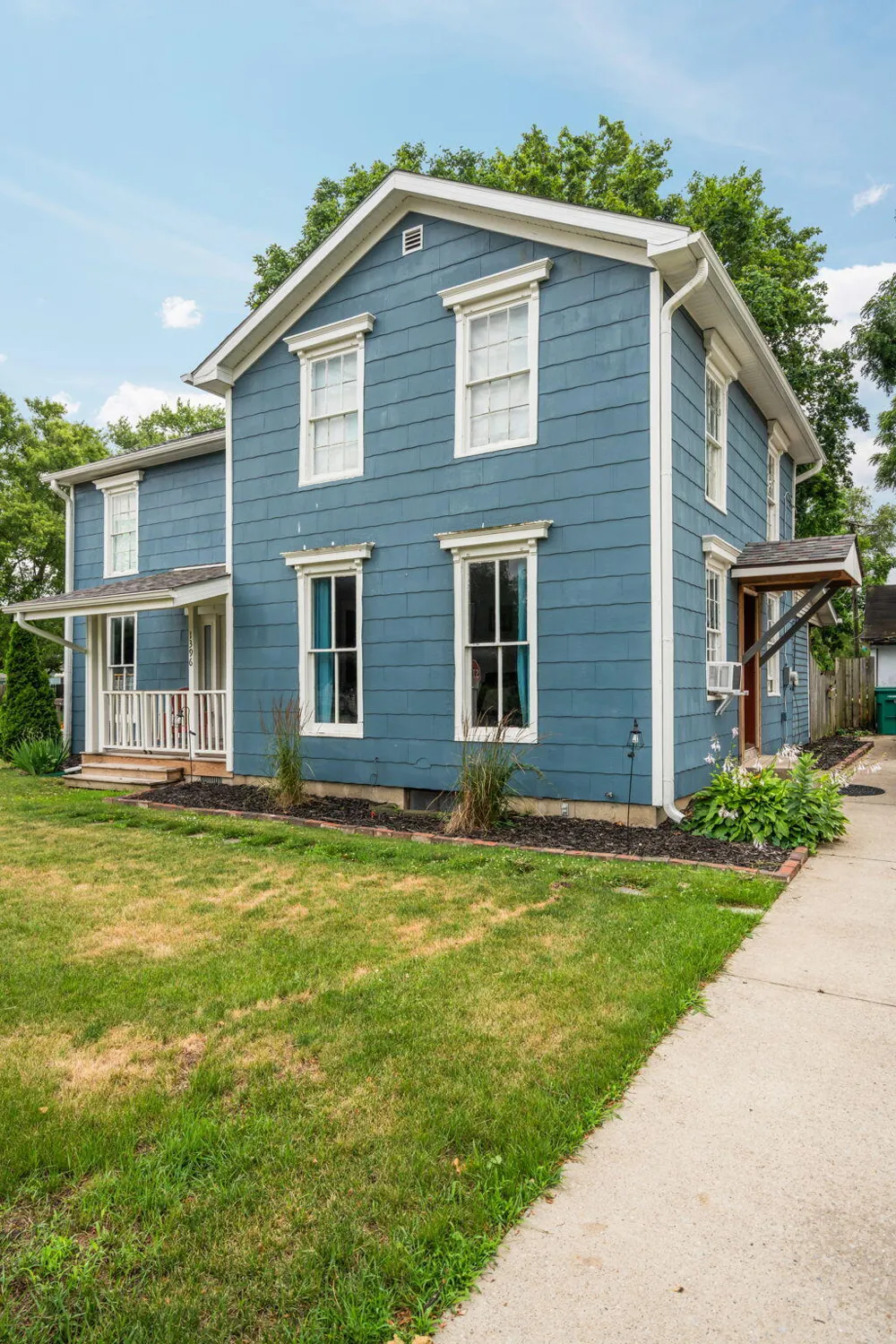 1396 E Forest Avenue Ypsilanti, MI 48198