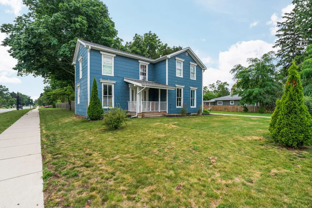 1396 E Forest Avenue Ypsilanti, MI 48198
