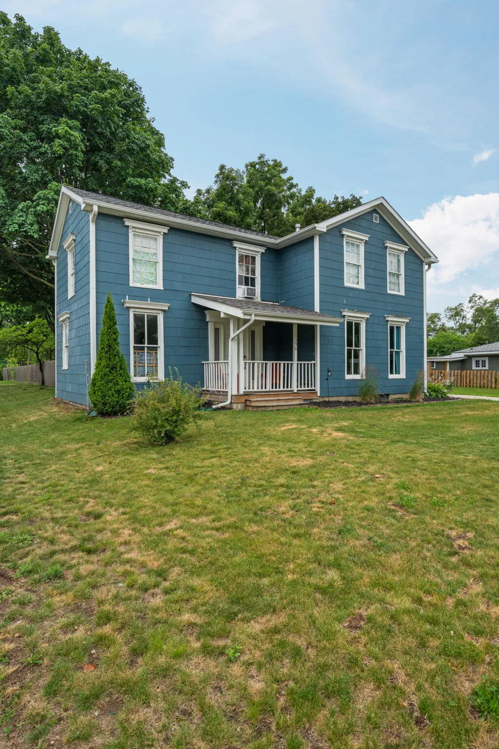 1396 E Forest Avenue Ypsilanti, MI 48198