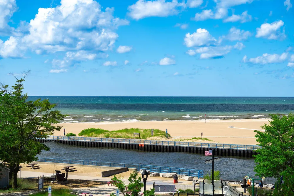 83 Michigan Avenue South Haven City, MI 49090