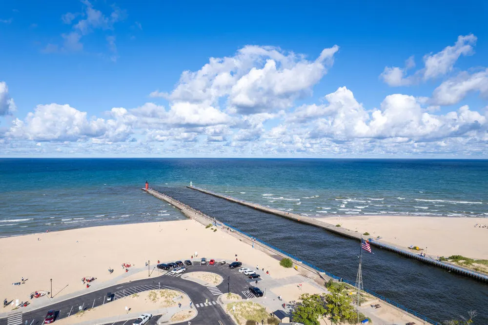 83 Michigan Avenue South Haven City, MI 49090