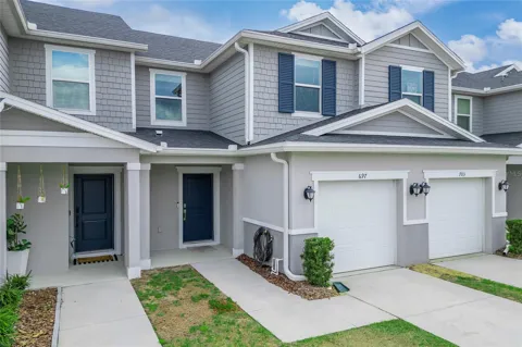 697 STONEY POINTE CIRCLE