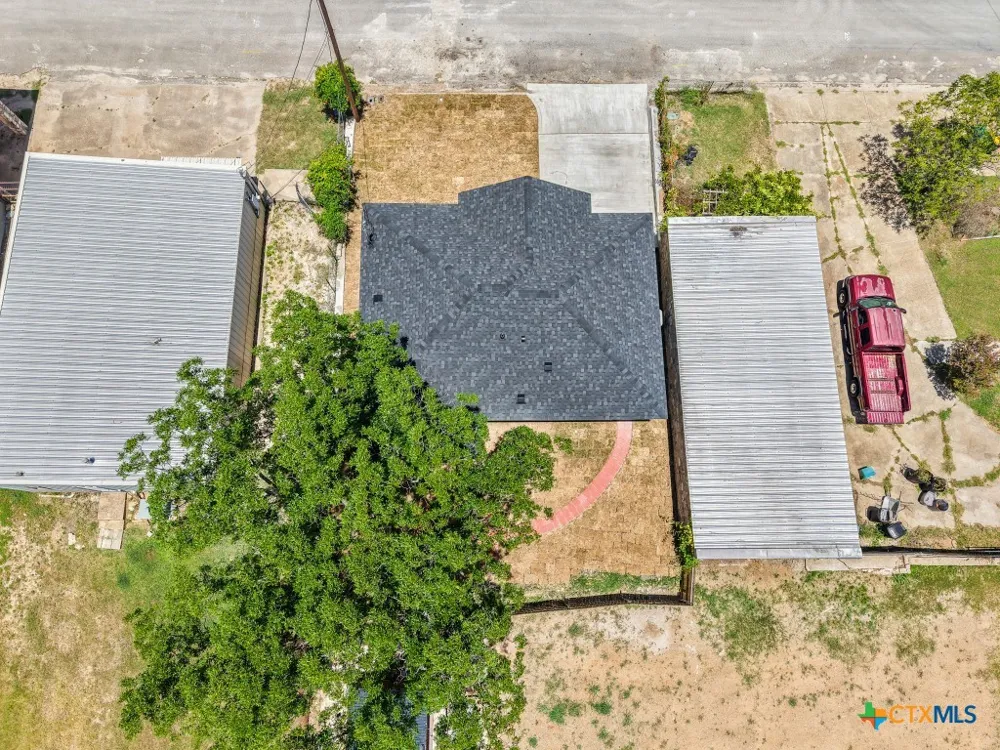 606 Bridge Street Gatesville, TX 76528