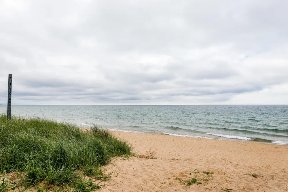 3528 Potter Road Onekama Township, MI 49614