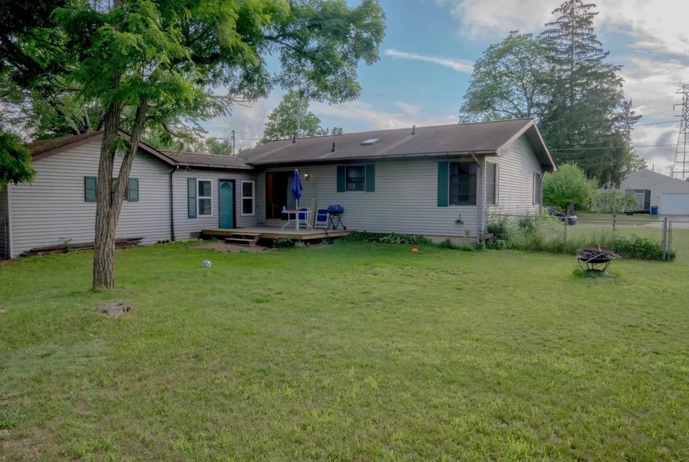 712 W Division Street Cadillac City, MI 49601