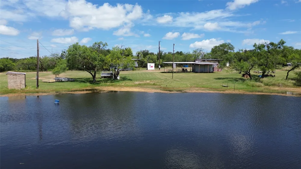 Cr 433 De Leon, TX 76444