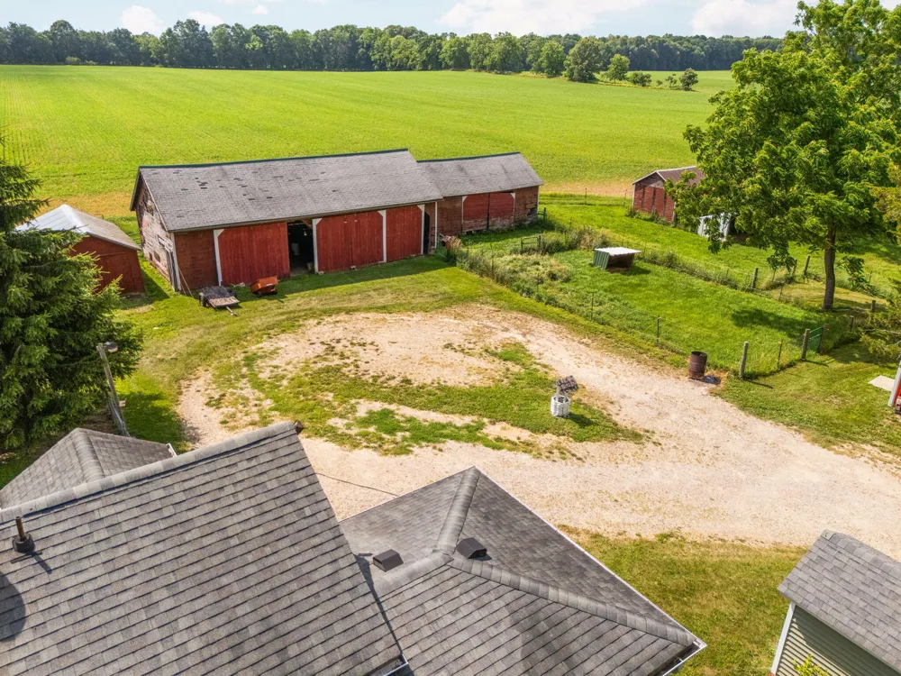 11230 Hoyt Road Munith, MI 49259