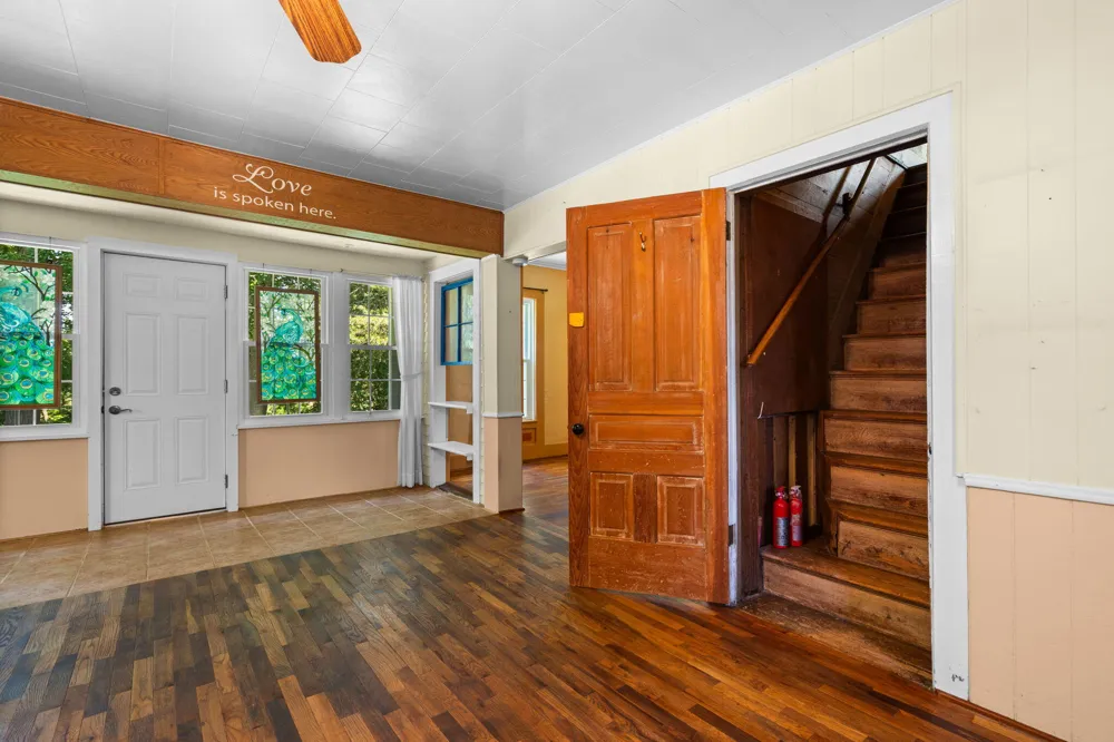 11230 Hoyt Road Munith, MI 49259