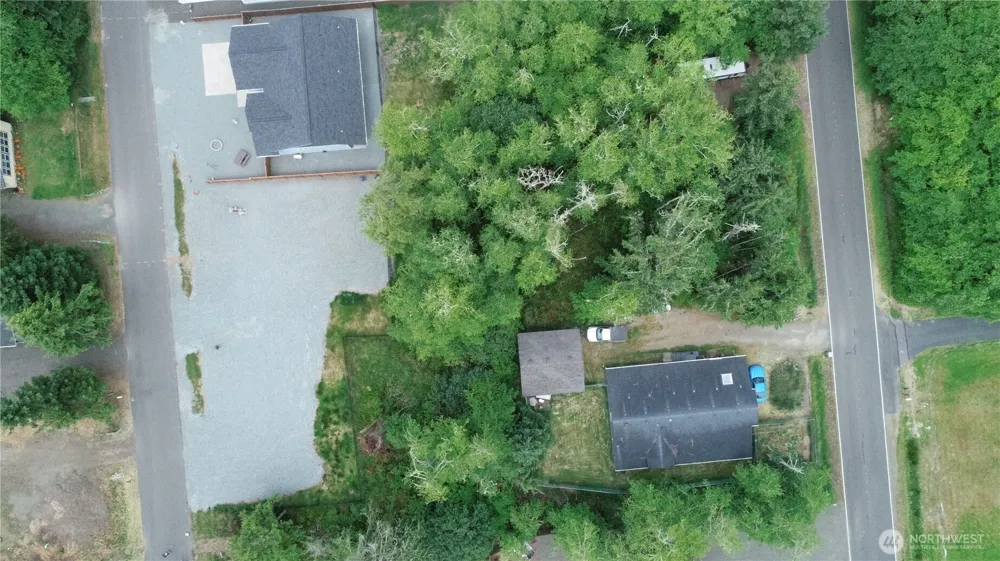543 Duck Lake Drive NE Ocean Shores, WA 98569