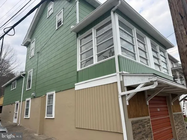 357 W BROAD STREET Williamstown, PA 17098