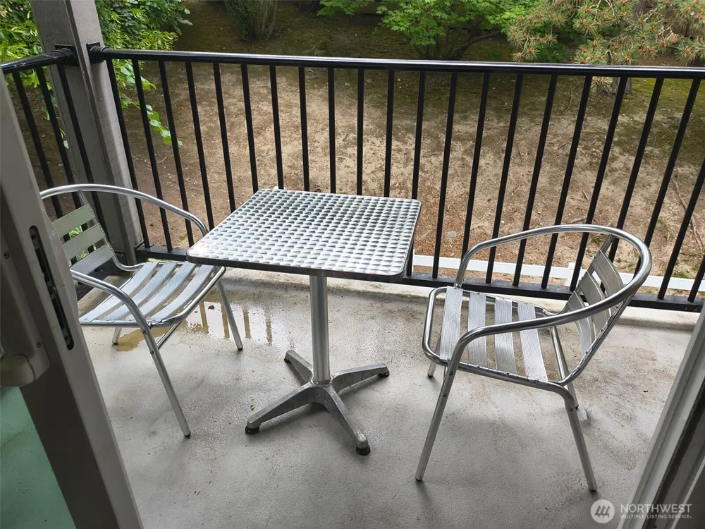 15415 35th Avenue W #E201 Lynnwood, WA 98087