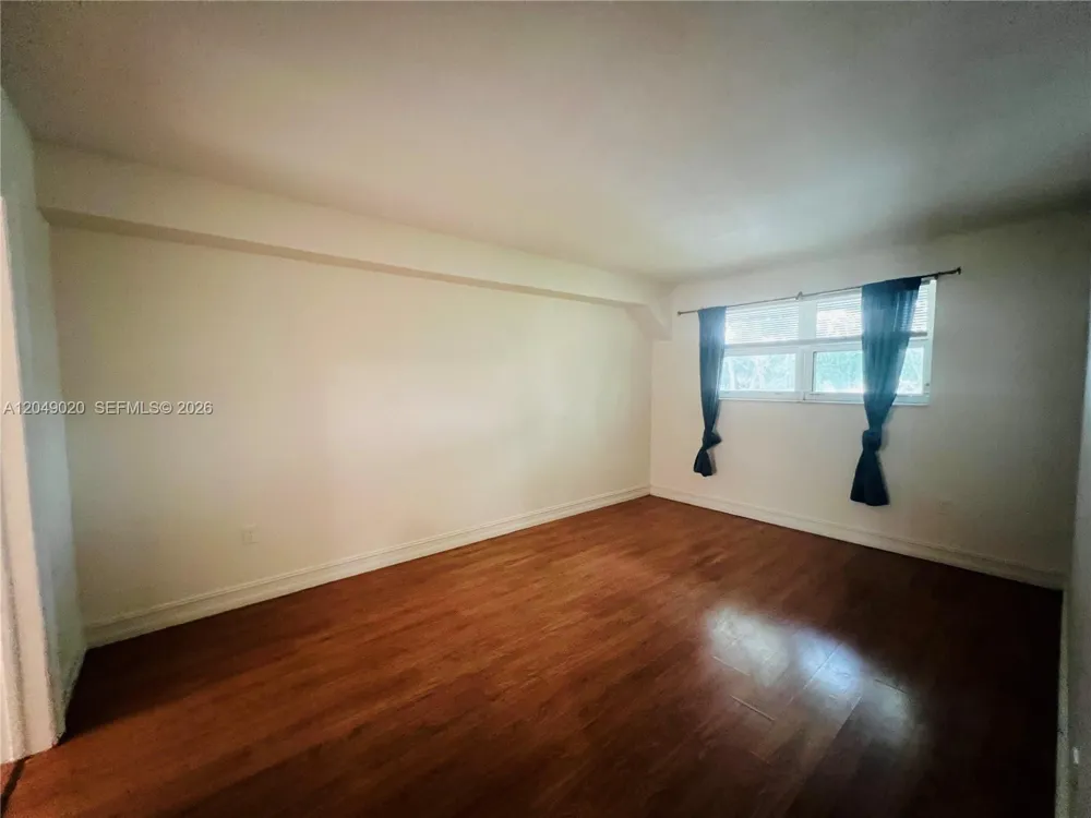2050 NW 89th Ave #208 Pembroke Pines, FL 33028