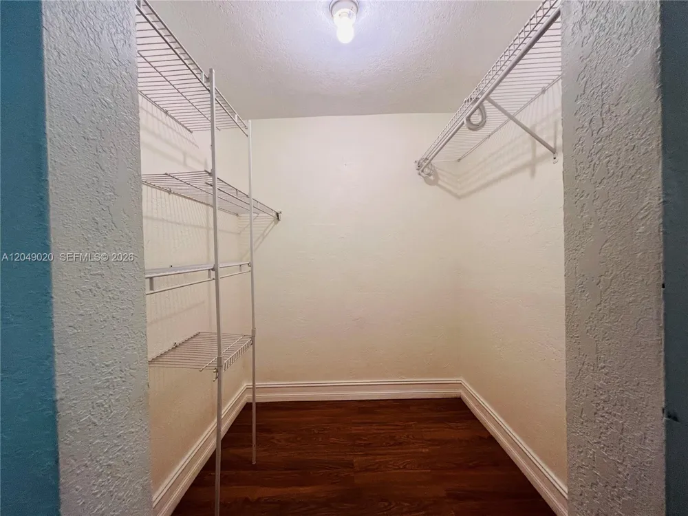 2050 NW 89th Ave #208 Pembroke Pines, FL 33028