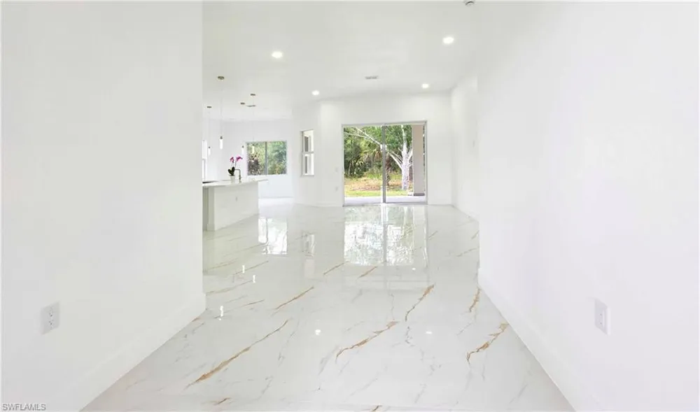 133 Hunting Club Avenue Clewiston, FL 33440