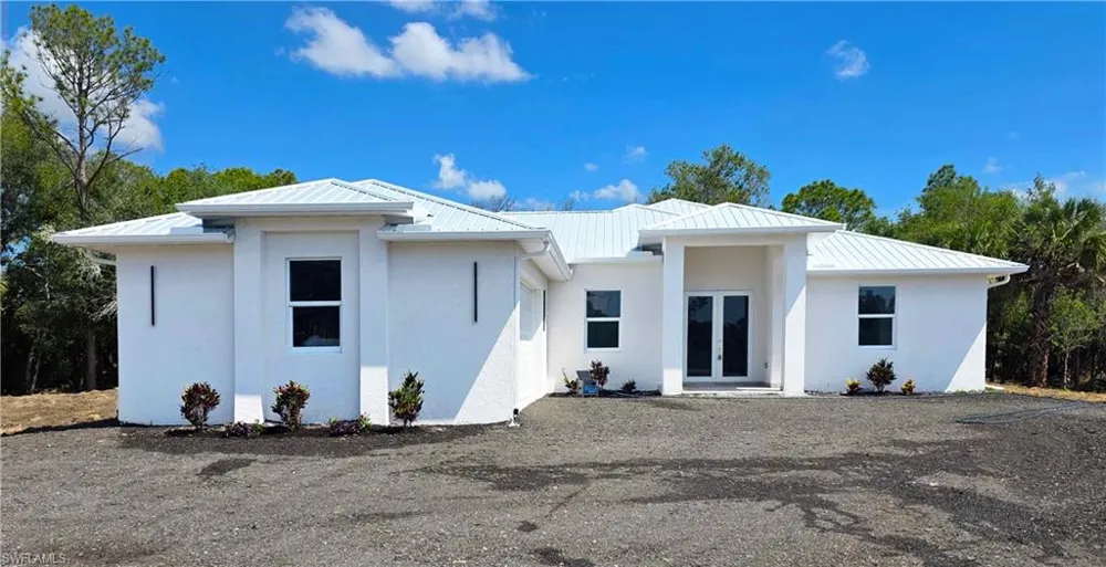 133 Hunting Club Avenue Clewiston, FL 33440