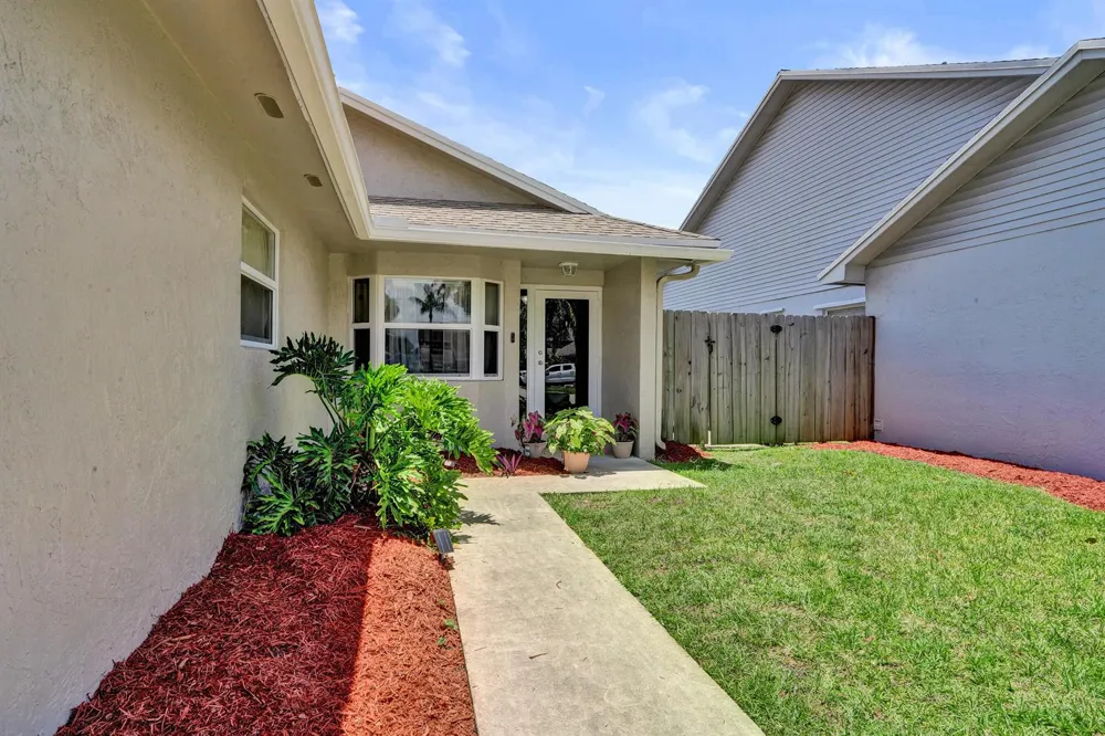8340 SW 41st Street Davie, FL 33328