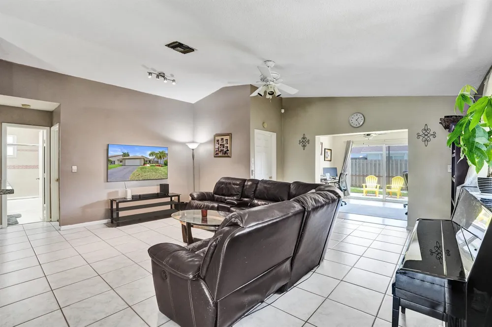 8340 SW 41st Street Davie, FL 33328