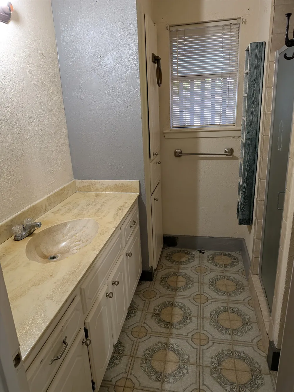 7501 Acapulco Road Fort Worth, TX 76112