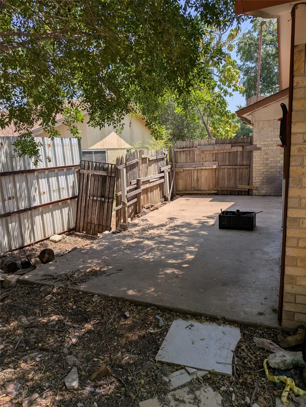 7501 Acapulco Road Fort Worth, TX 76112