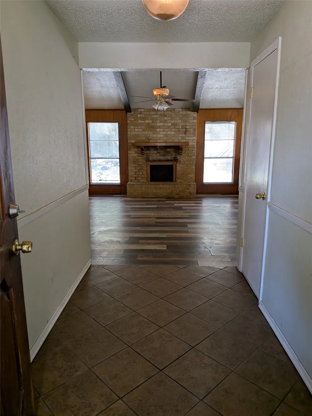 7501 Acapulco Road Fort Worth, TX 76112