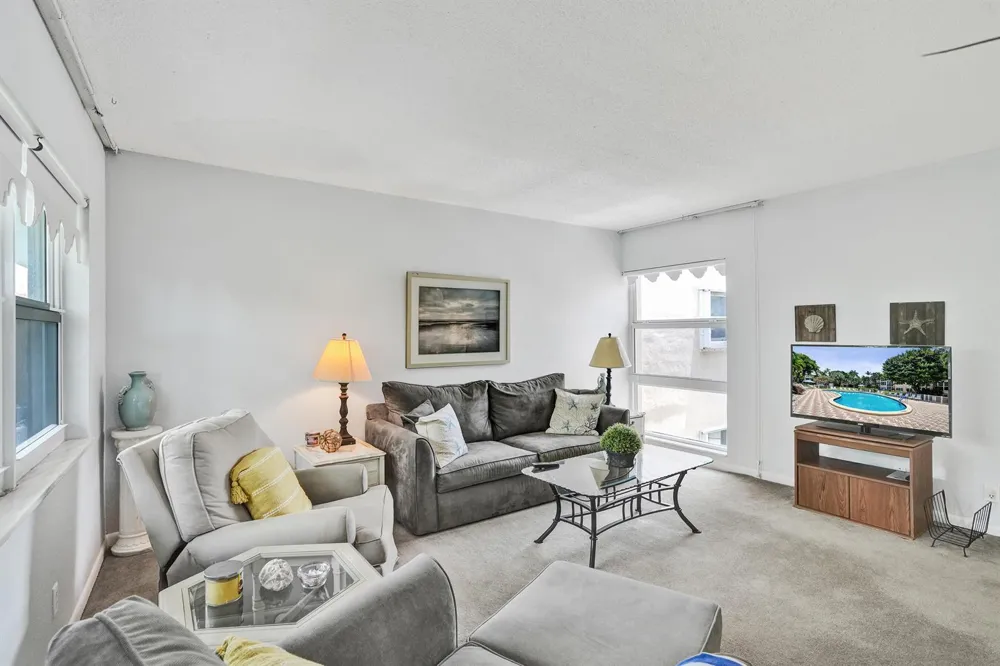 1481 S Ocean Boulevard #339 Lauderdale By The Sea, FL 33062