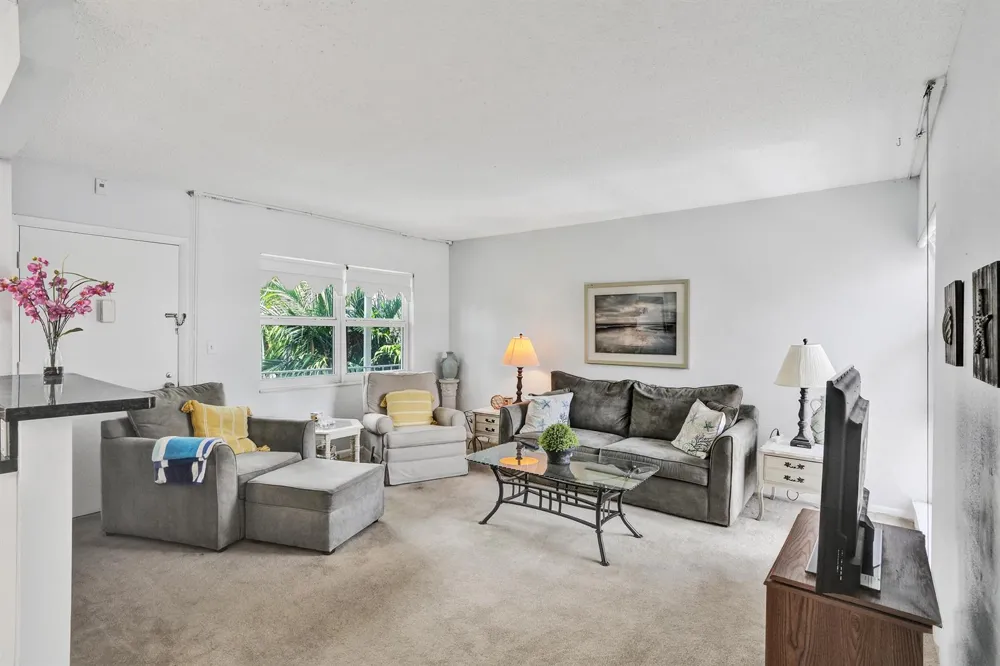 1481 S Ocean Boulevard #339 Lauderdale By The Sea, FL 33062