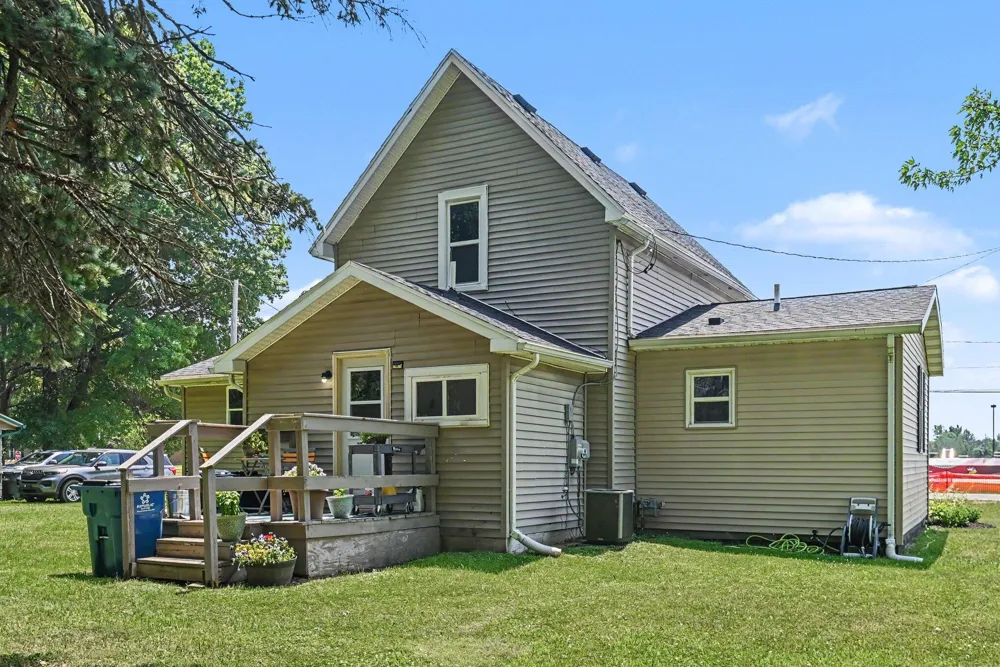 59510 County Road 378 Bangor Township, MI 49013
