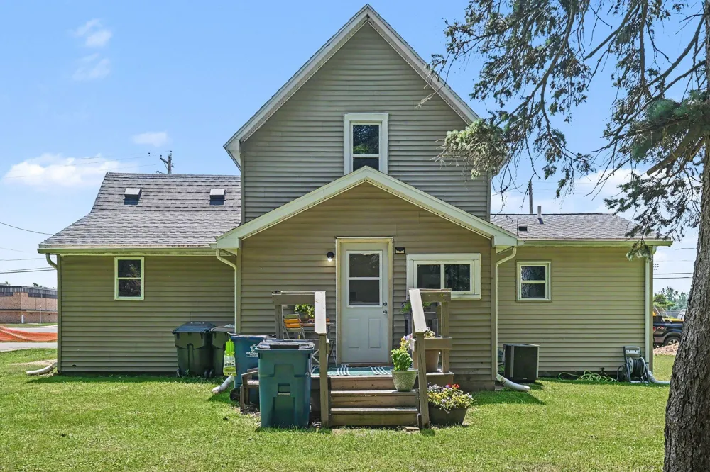 59510 County Road 378 Bangor Township, MI 49013