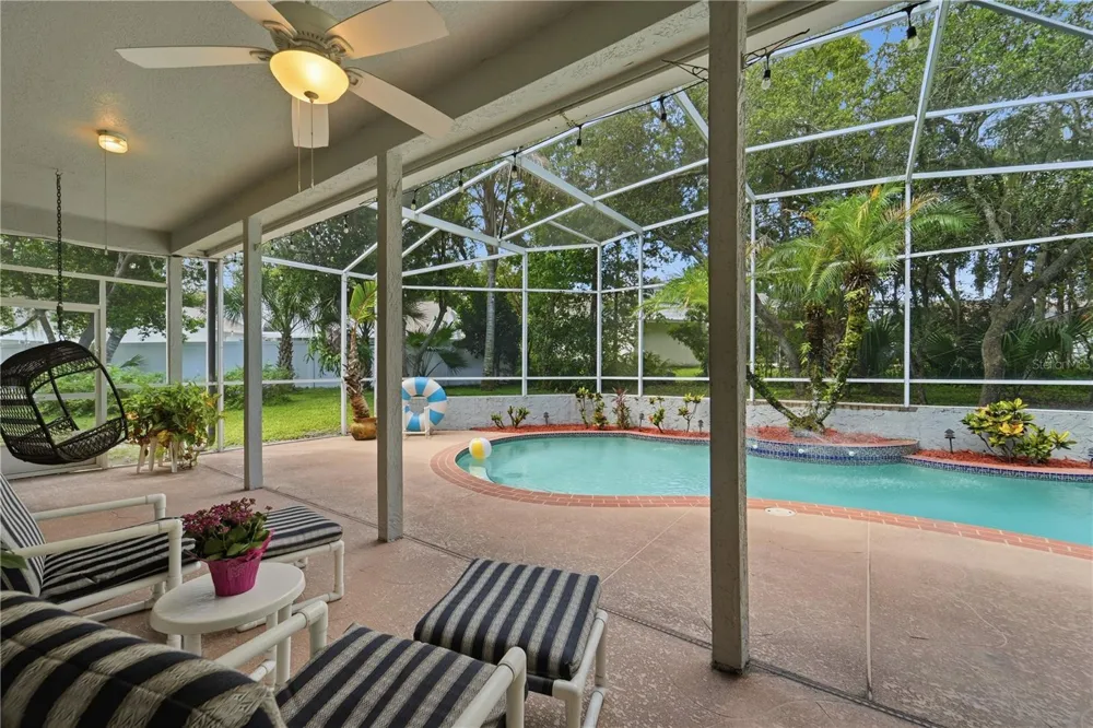 1053 OLD COVENTRY COURT Oviedo, FL 32765