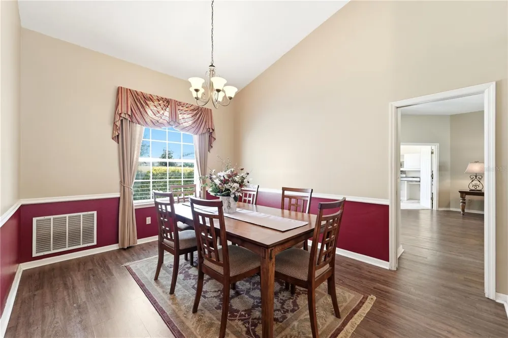 1053 OLD COVENTRY COURT Oviedo, FL 32765