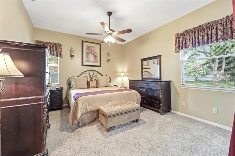 1053 OLD COVENTRY COURT Oviedo, FL 32765