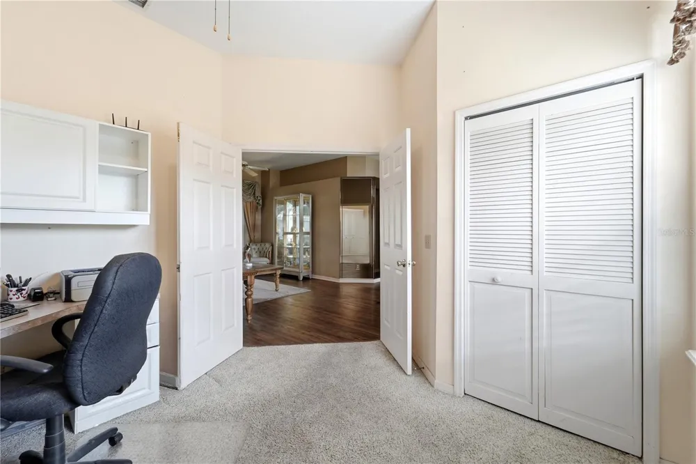 1053 OLD COVENTRY COURT Oviedo, FL 32765
