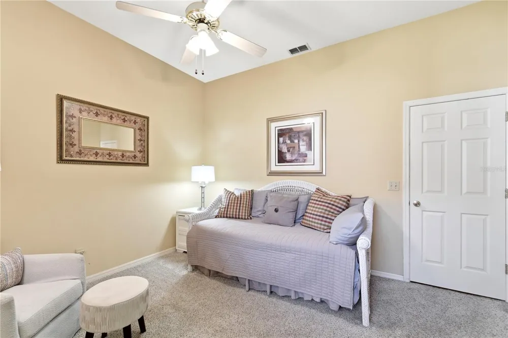 1053 OLD COVENTRY COURT Oviedo, FL 32765