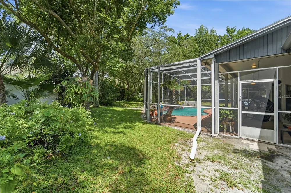 1053 OLD COVENTRY COURT Oviedo, FL 32765