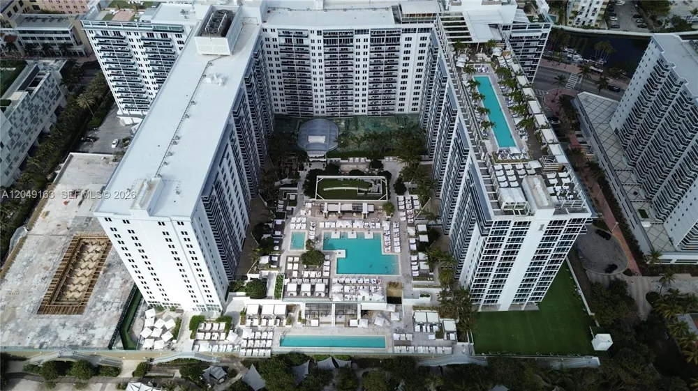 2301 Collins Ave #326 Miami Beach, FL 33139