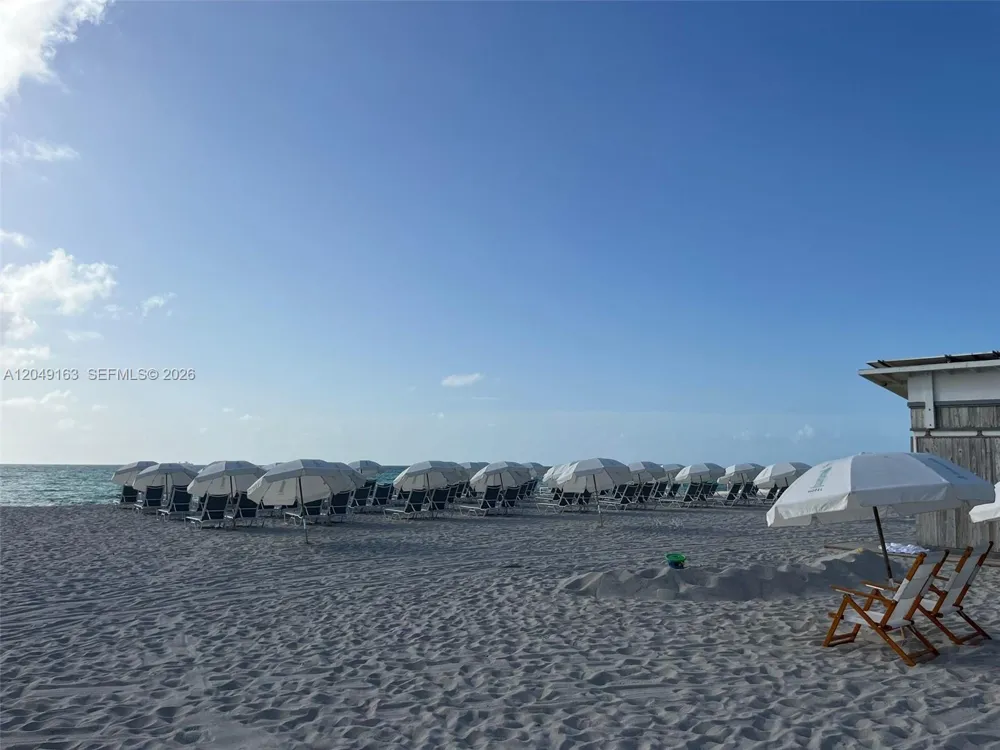 2301 Collins Ave #326 Miami Beach, FL 33139