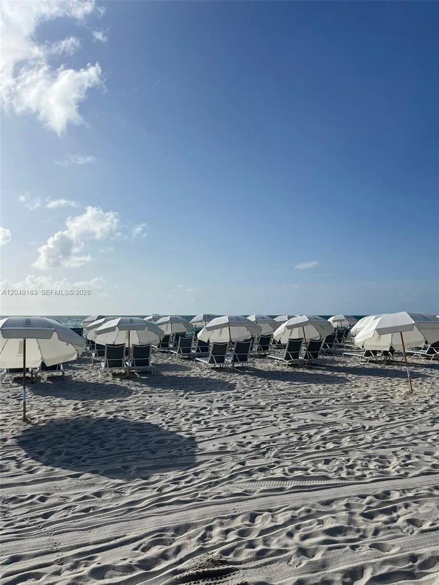 2301 Collins Ave #326 Miami Beach, FL 33139