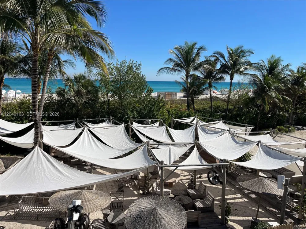 2301 Collins Ave #326 Miami Beach, FL 33139