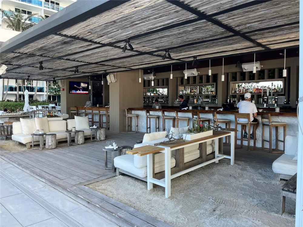 2301 Collins Ave #326 Miami Beach, FL 33139