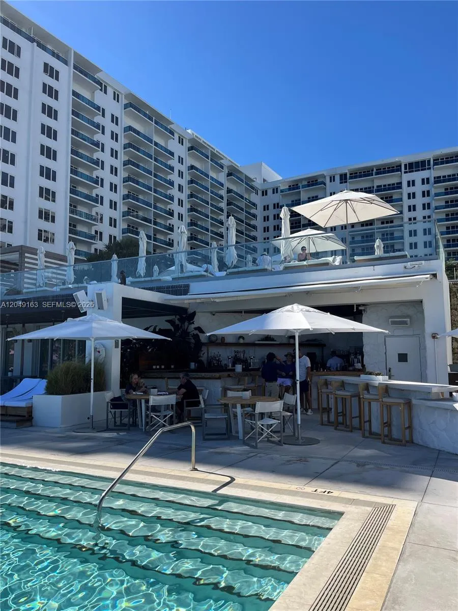 2301 Collins Ave #326 Miami Beach, FL 33139