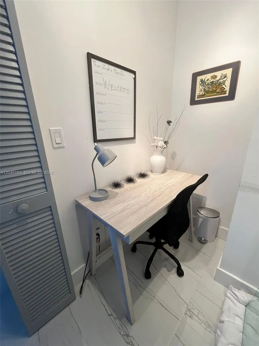 2301 Collins Ave #326 Miami Beach, FL 33139